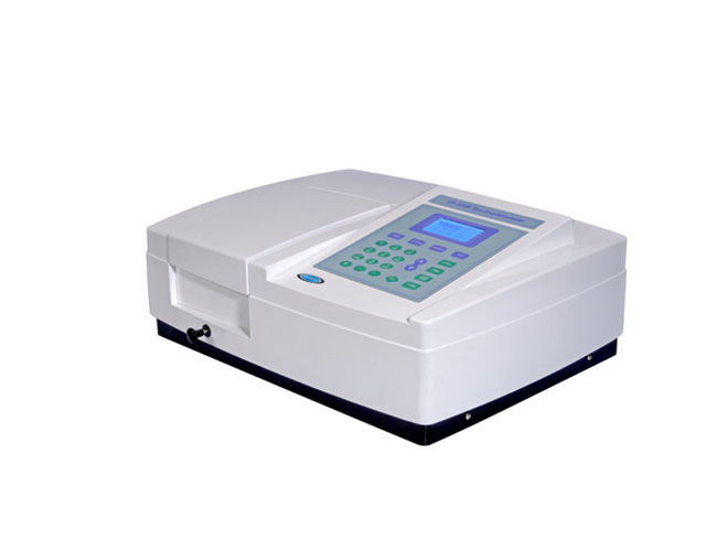 Spectrophotomètre UV UV-5500